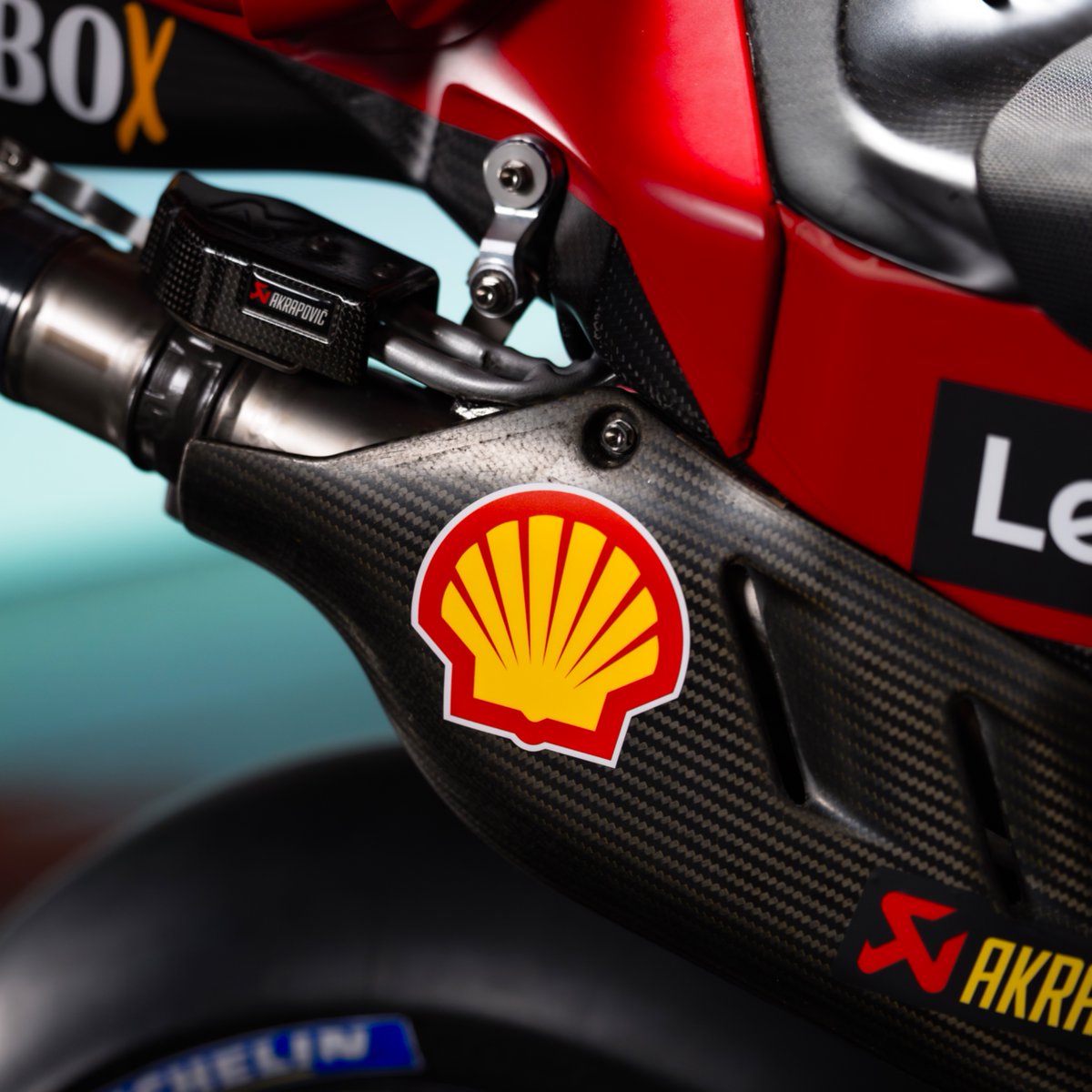 ShellMotorsportTeam tweet media