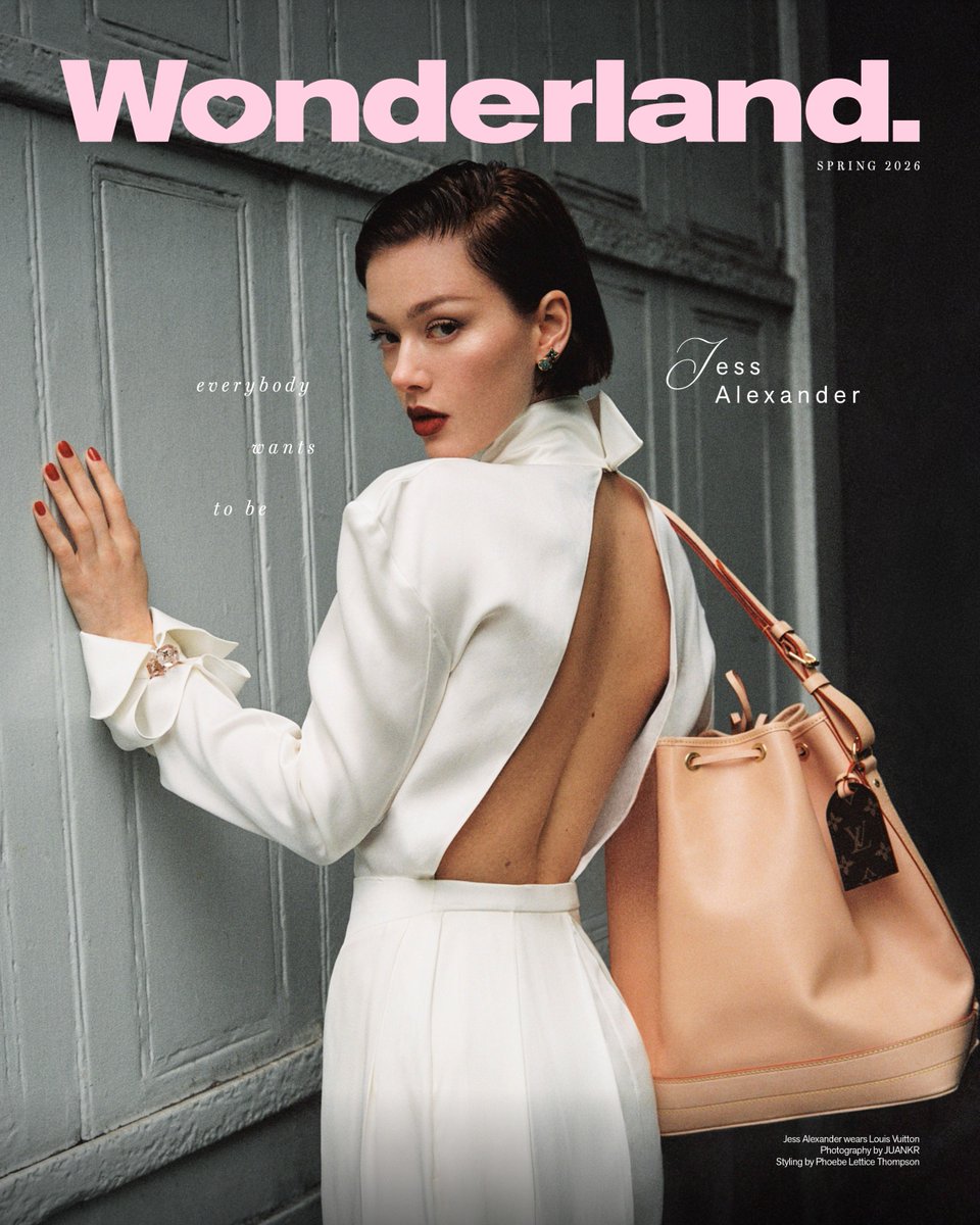 wonderlandmag's tweet photo. Jess Alexander stars in Ryan Murphy’s brutal social parable, The Beauty. So, what does it feel like when the fantasy that Hollywood is chasing...is you?

Covering our Spring 26 issue, she talks achieving her dream of becoming an actor, at any cost. Link in bio to pre-order. https://t.co/63xXOEOptu