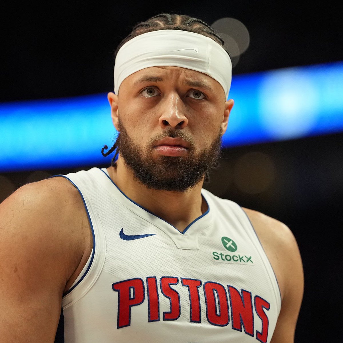 LegionHoops's tweet photo. Cade Cunningham was in disbelief seeing his bank account balance after signing a $224M extension while at a Sonic drive-thru:

“I checked and that motherf****r was loaded like crazy! I think we were going to Sonic or something. Could buy the whole Sonic, man!” 💀

(via @GQMagazine)