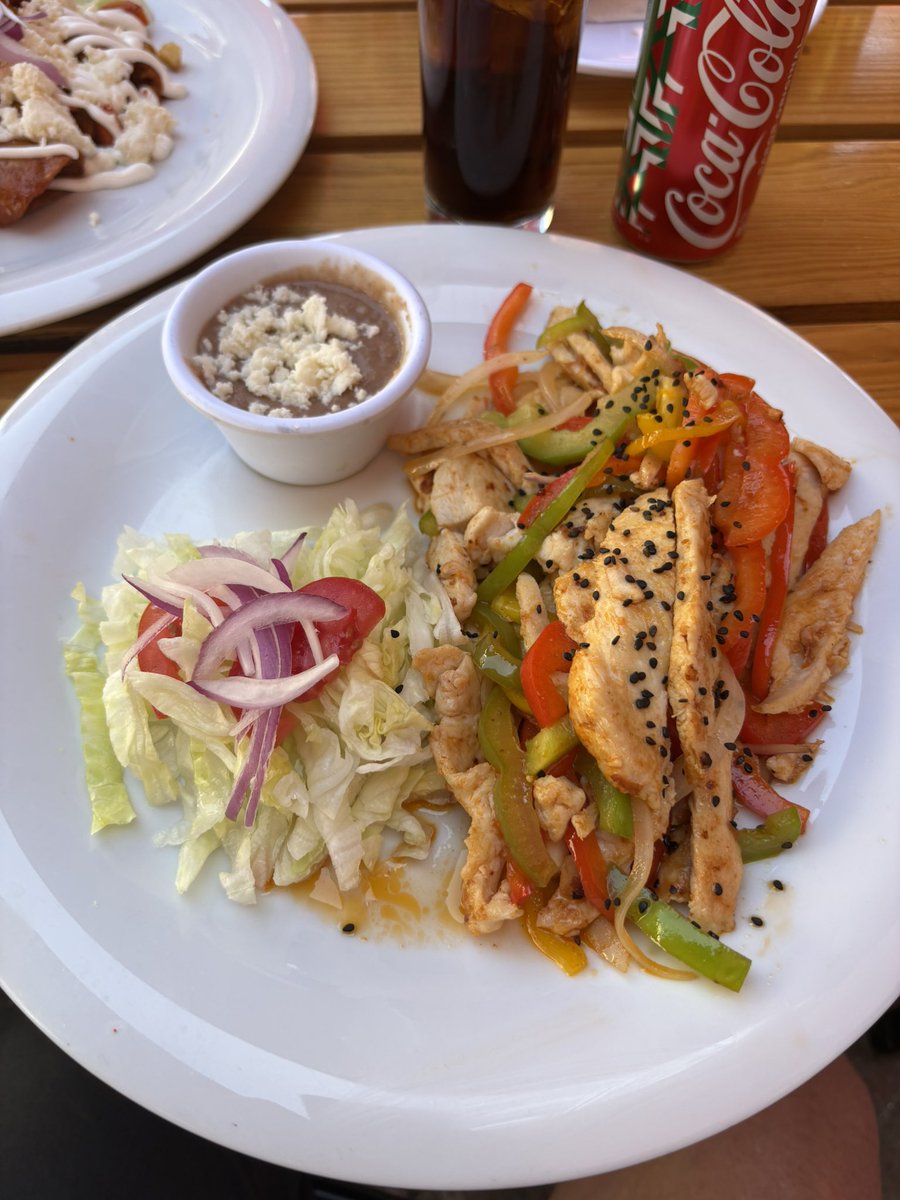 Myles Blahut tweet media