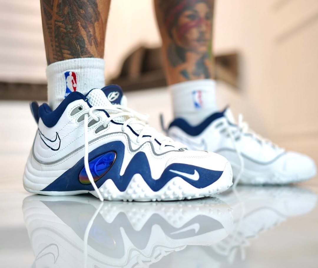 JustFreshKicks's tweet photo. Jason Kidd’s Nike Zoom Flight V 👀 https://t.co/1W3AhUVsKA
