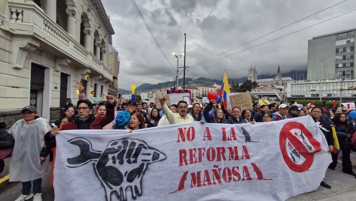 Quieren municipios que solo hagan veredas y calles, pero que no ayuden a la gente. Frío y calculado. #NoLeyGad <a href="/NielsOlsen/">Niels Olsen</a> <a href="/DanielNoboaOk/">Daniel Noboa Azin</a>