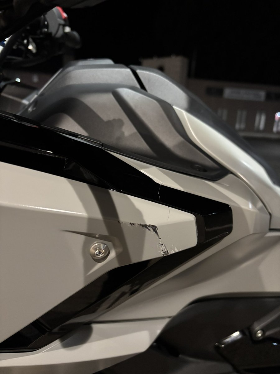 ツチノコ tweet media