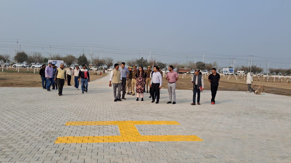 DM NOIDA Gautam Buddha Nagar tweet media