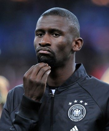 Mûriëlo tweet media