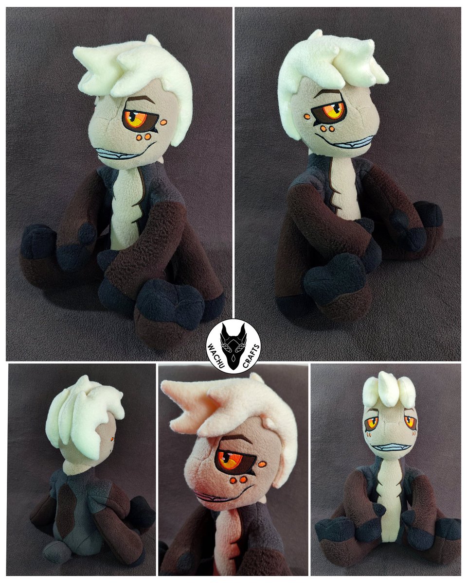 Dante, Wolf Spider made for Cabura
30cm chibi plush

#furry #plush #plushie #furryfandom #spider