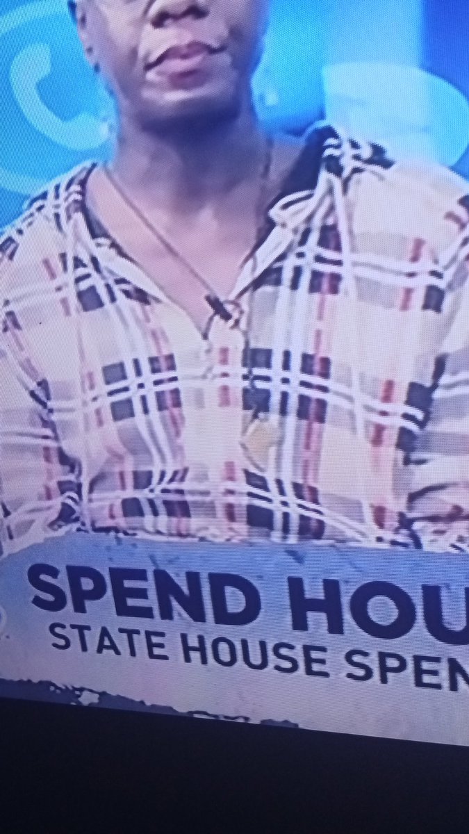 draxlerjr439862's tweet photo. @ntvkenya #TTTT @brian_aseli  Nigerian bag 🛍️ https://t.co/89czOLfzaJ