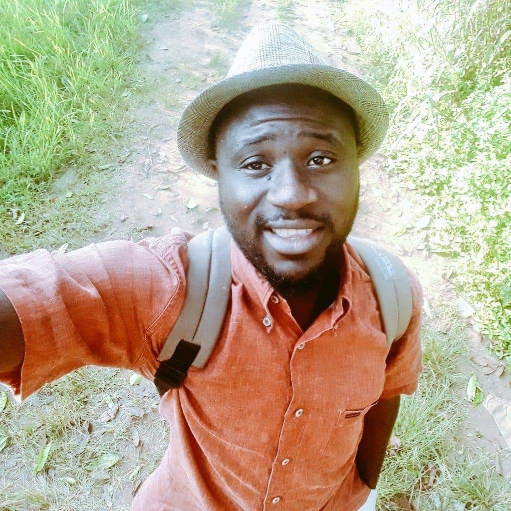 Toujours sur la route sac à dos dans le monde rural 
Mindet du porteur de projets mobile