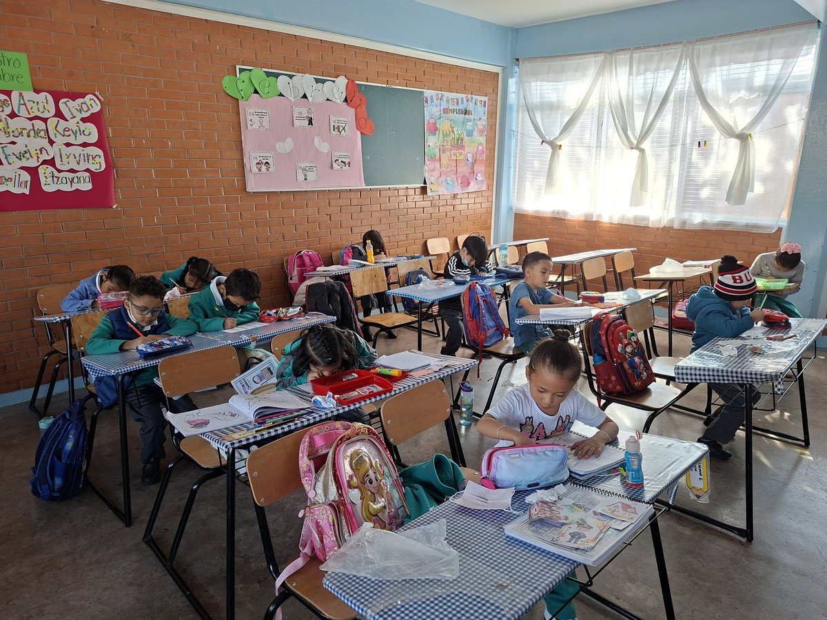 KrisRey54003257's tweet image. En el grupo de 1°A de la primaria Miguel de Cervantes, participamos en el Día Internacional de la Lengua Materna, esta fecha es una oportunidad para reconocer la inmensa diversidad lingüística que existe en el mundo.
#SEPmx 
 #MaratonesPorLaLectura  #MiLenguaMiRaíz