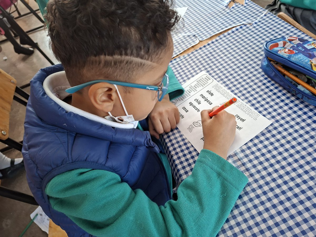 KrisRey54003257's tweet image. En el grupo de 1°A de la primaria Miguel de Cervantes, participamos en el Día Internacional de la Lengua Materna, esta fecha es una oportunidad para reconocer la inmensa diversidad lingüística que existe en el mundo.
#SEPmx 
 #MaratonesPorLaLectura  #MiLenguaMiRaíz