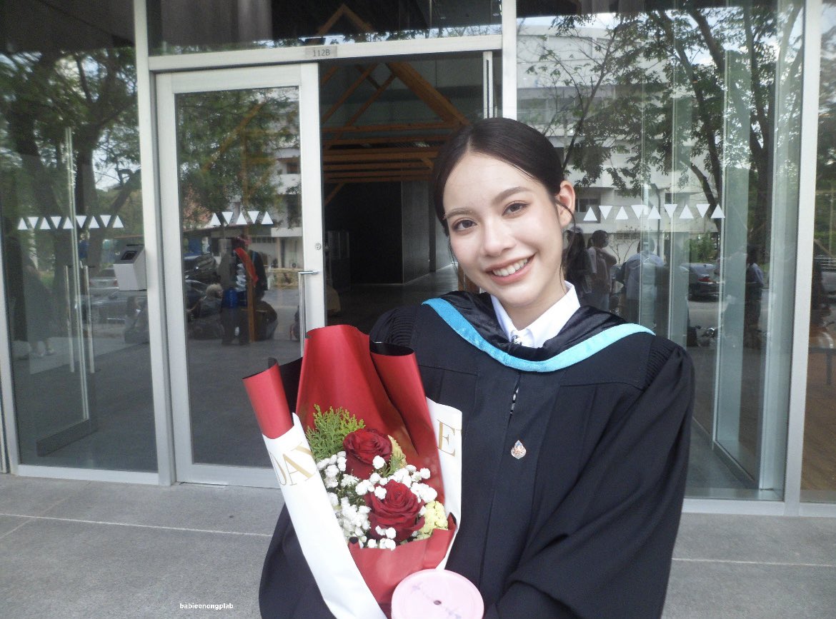 ฟ้าแลบฟ้าแลบแปล๊บๆ (rest kub) tweet media