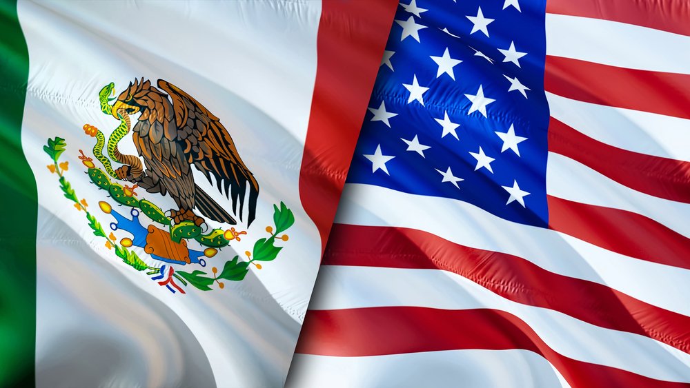 EmergingEx's tweet photo. 🇲🇽📊 In 2025, Mexico achieved a record trade surplus with the U.S. of USD 196,913 million (+14.8%), narrowing the gap to just USD 5,158 million behind China, whose surplus fell 31.6% to USD 202,071 million. Are we about to see a new trade leader? #Trade #GlobalEconomy 🤝📈 https://t.co/n7vey1dW1D