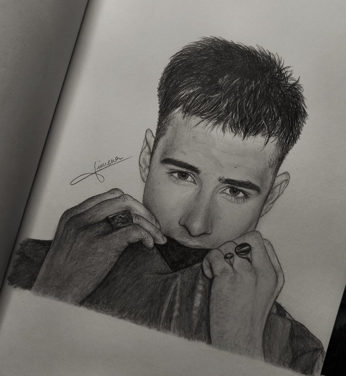 Acabo de terminar el dibujo de Guille ❤️‍🩹

Espero que os guste muchooo ✨

<a href="/AinhoaFrost/">Ainhoa Toledano</a>