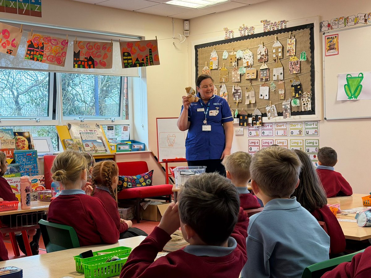 pondparkp2's tweet photo. Thank you Nurse Barnes for teaching P2 all about your special job. We enjoyed exploring all the equipment and are very excited to look after our new bear! https://t.co/7vkXAhdwOW