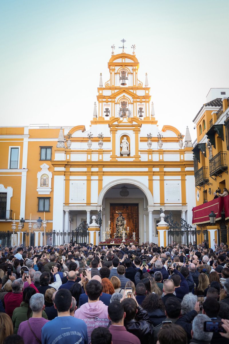 TQuifes's tweet photo. Primer viernes de Cuaresma. 💜 https://t.co/Fqd0uO5LqC