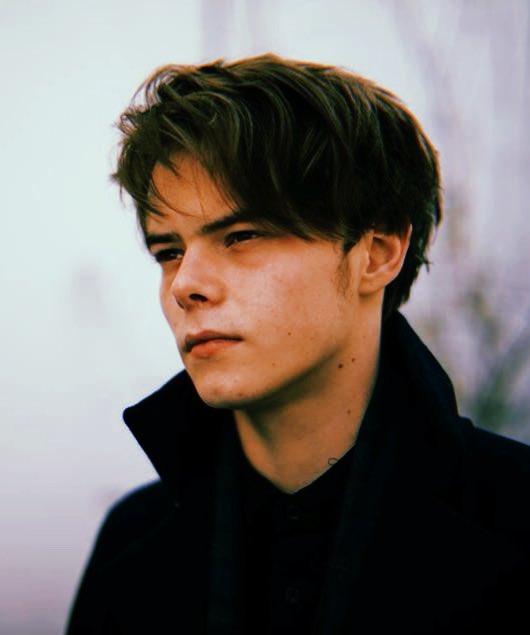 JONATHAN BYERS tweet media