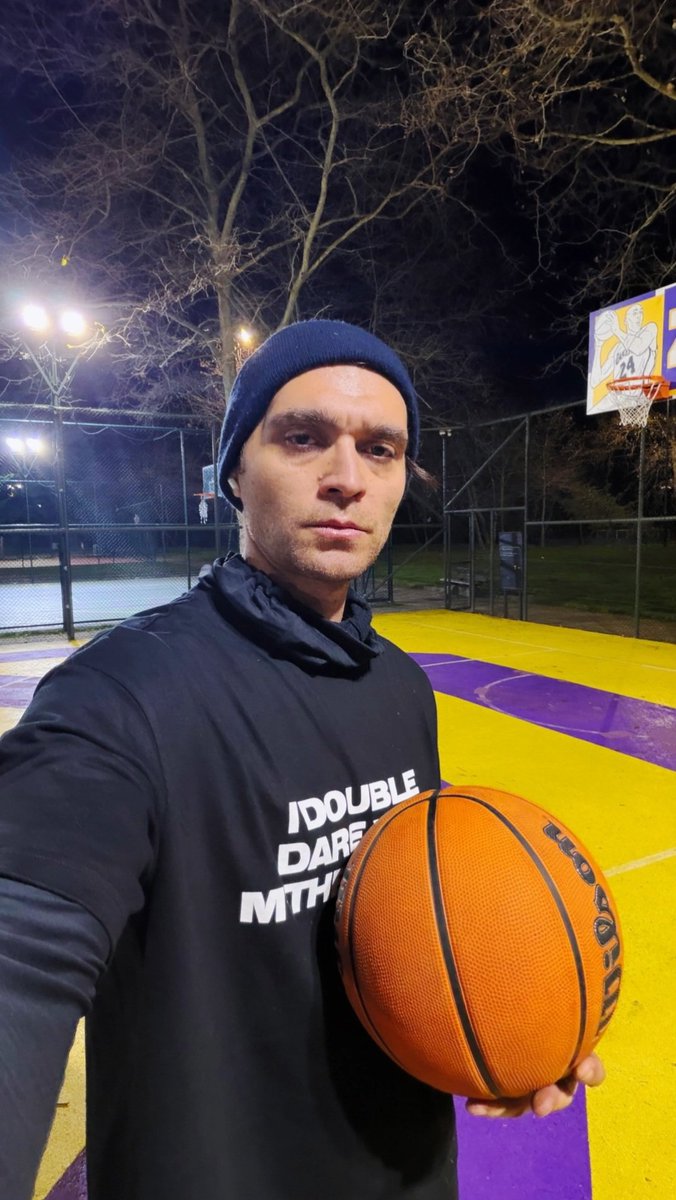 hakan kurtaş files tweet media