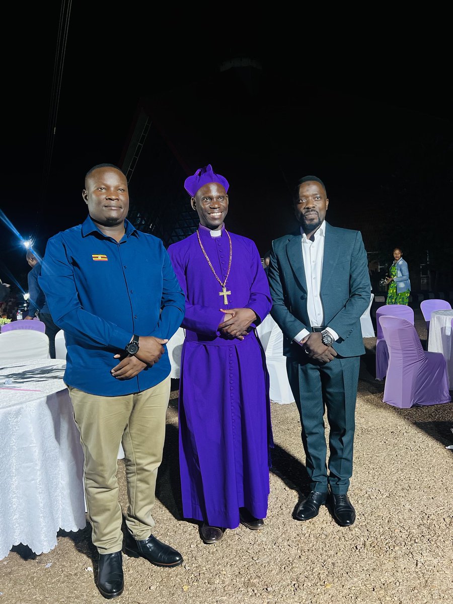 Swengere Everywhere tweet media