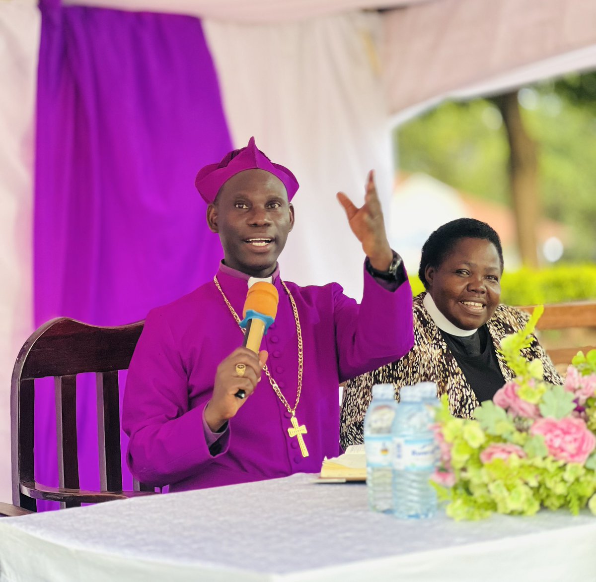 Swengere Everywhere tweet media