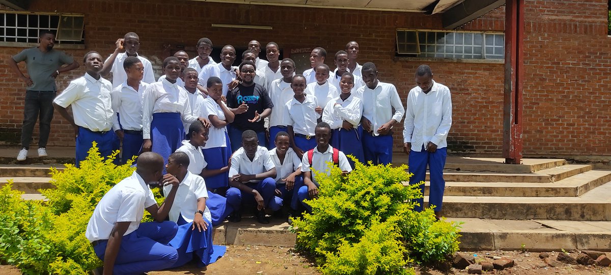 Razercogn's tweet photo. 📍Today, Razercogn successfully conducted a Cyber Kill Chain Awareness session at Dedza, Mtakataka Secondary School.
Students and staff were trained on:
Understanding how cyberattacks happen, Detecting phishing and online scams and Many and more!
@MACRAMALAWI @SavetheChildren https://t.co/vQlmxEljrm