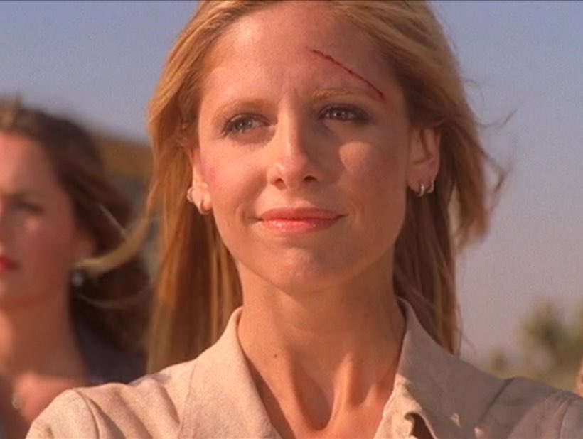 Yo en 2003 escuchando “Metamorphosis” lleno de vida y de sueños /// Yo en 2026 escuchando “Luck…or something” ya todo destrozado por la vida