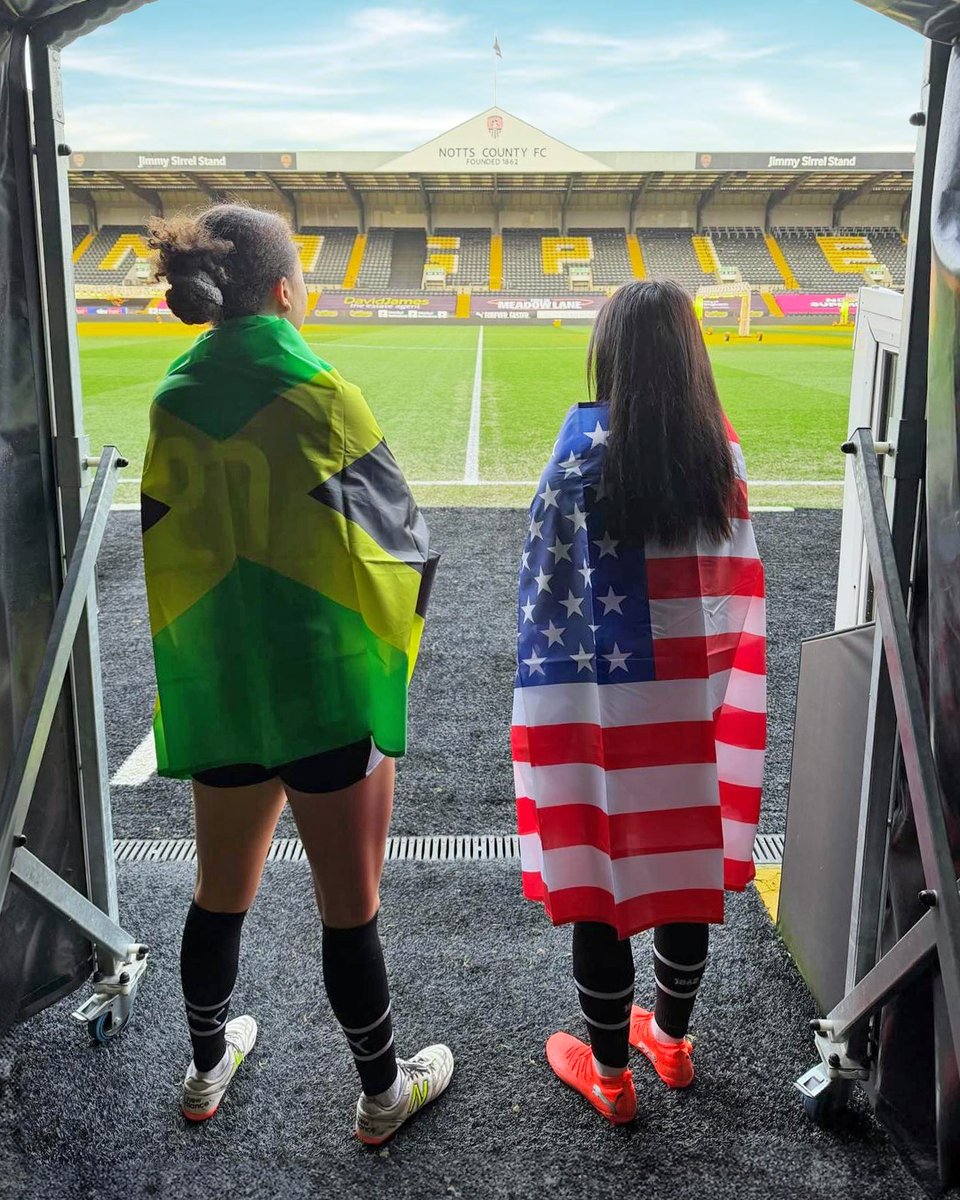 Play Overseas tweet media