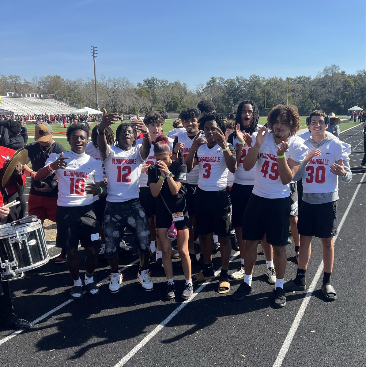 Coach Lat tweet media