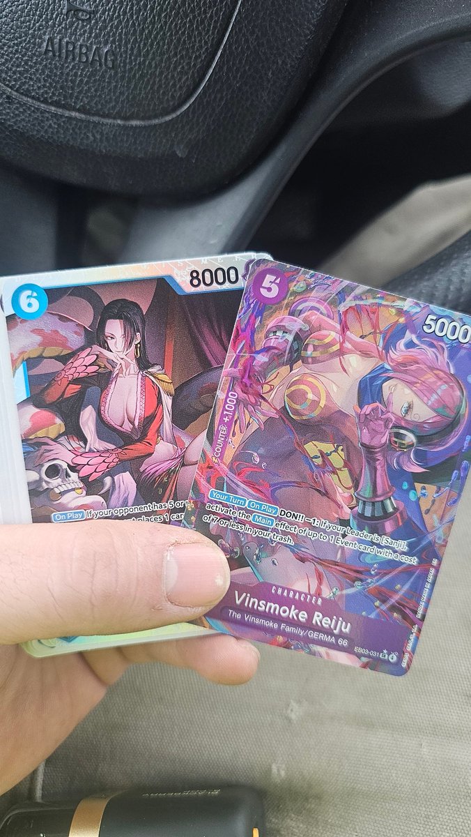 KSE_Hopper's tweet photo. Managed to scoopup the last 5 packs at my local walmart.

Not too bad, if insay so myself.

#OnePieceTCG | #ONEPIECE  |#Bandai https://t.co/Klqo5BntRB