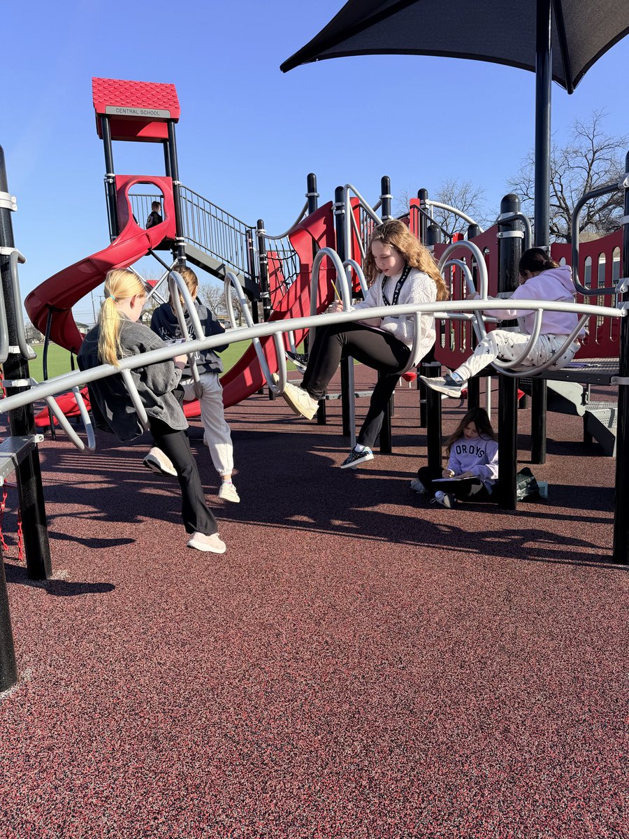 HaileyHartford's tweet photo. We loved the warmth &amp; sunshine, so we did some math outside! ☀️ #centralcards #sd113a https://t.co/cIO9RvInS6
