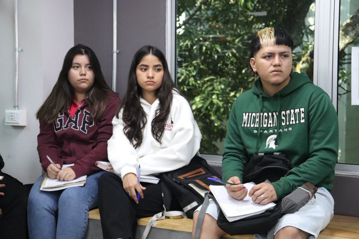 Facultad de Ciencias Económicas - UES tweet media