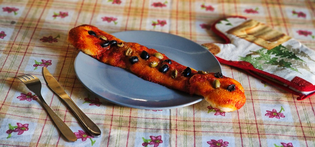 Le uniche "lingue" che amiamo avere in casa!
Dimenticate quelle delle suocere (senza offesa, eh! ), oggi abbiamo sfornato le Lingue di Pizza. 
temporealechannel.com/2022/08/focacc…

#LingueDiPizza #FocacciaLover #HomemadeFood #AperitivoItaliano #RicetteFacili