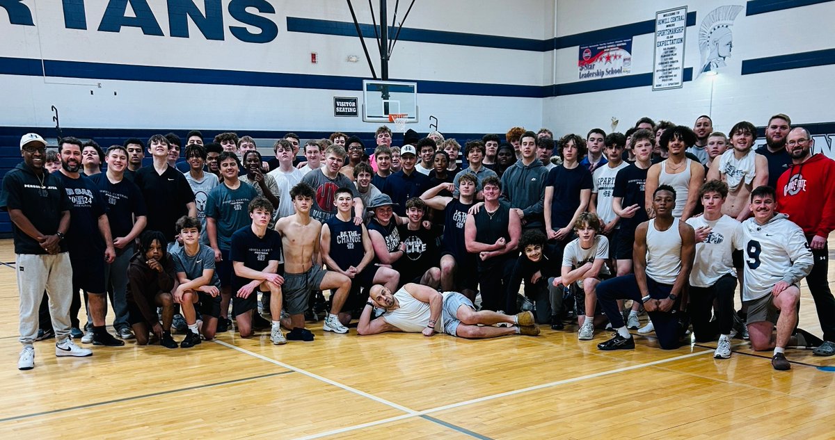 Francis Howell Central Football tweet media