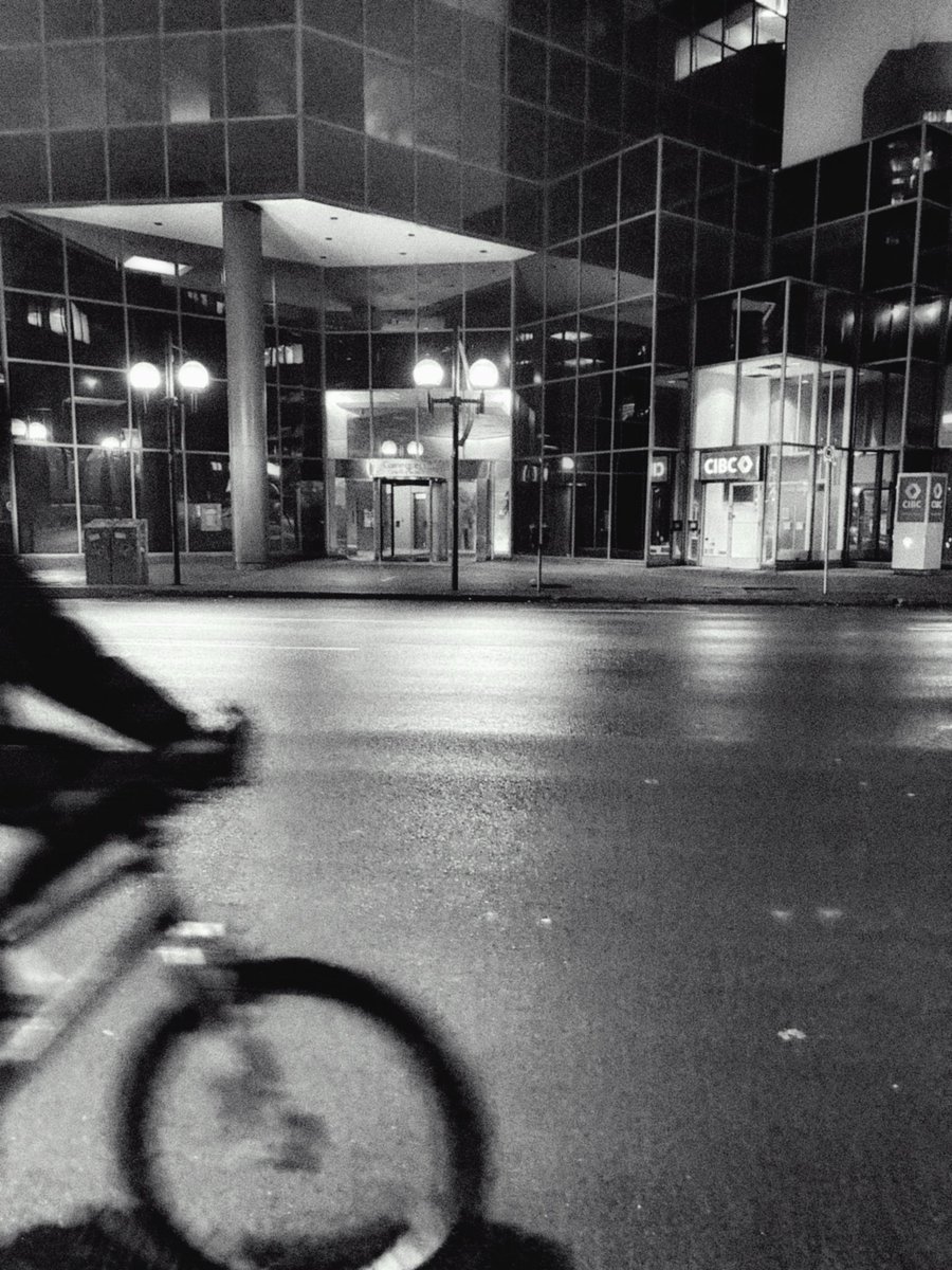 ColinMarcano's tweet image. From the street Hamilton #bw #streetphotography #monochrome #city