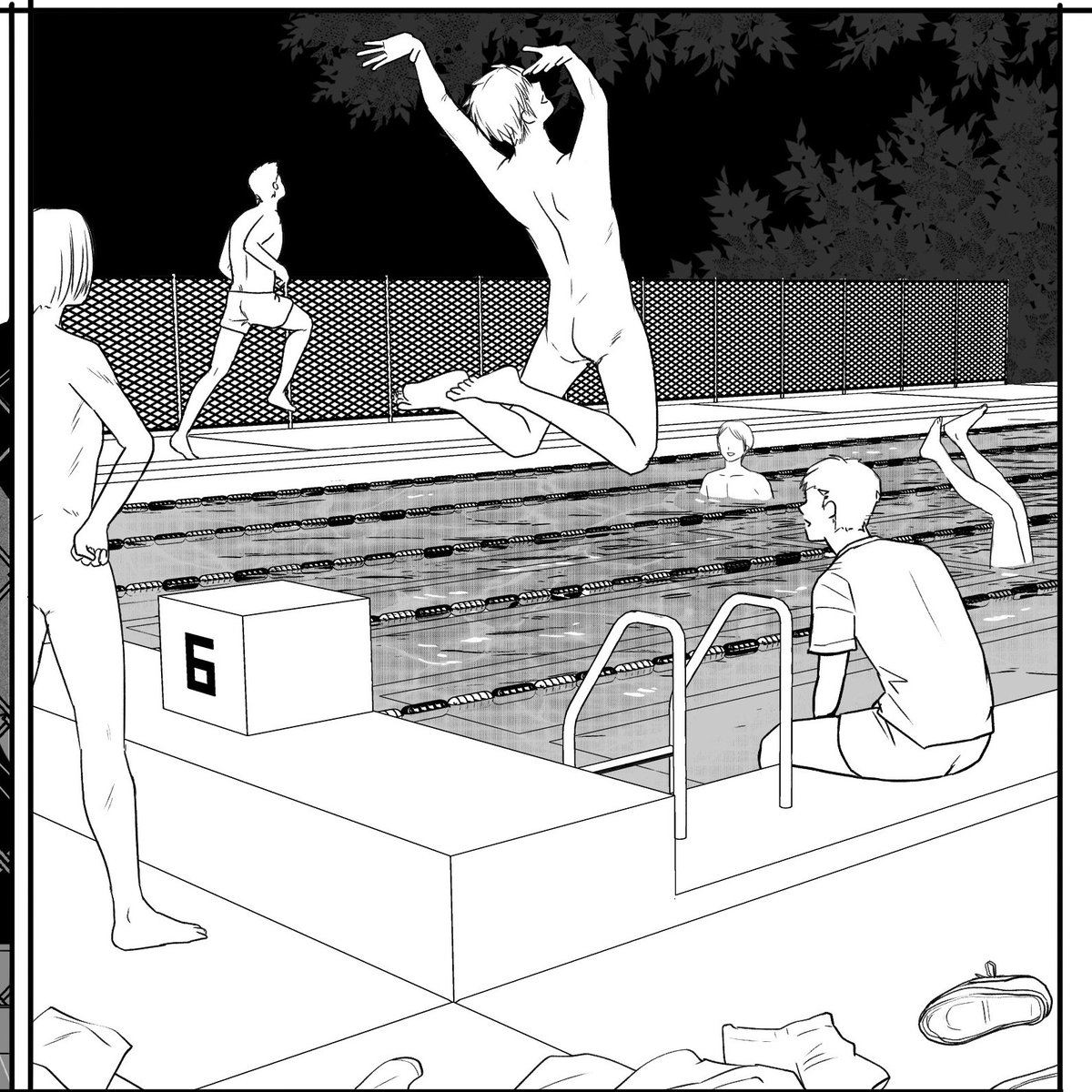 夜中のプール
#無防備だった頃2 