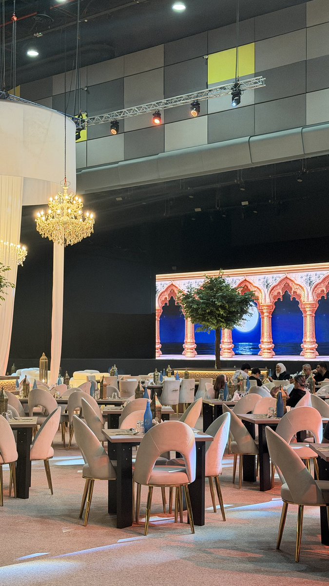 zed_dxb's tweet photo. Iftar ✨ https://t.co/3U1VTPJeBx