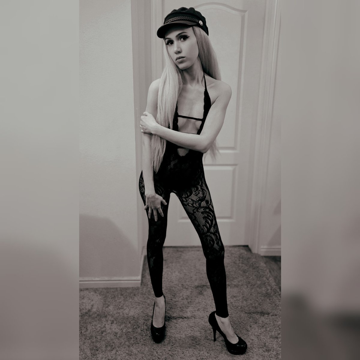 April Vixxi⁷ tweet media