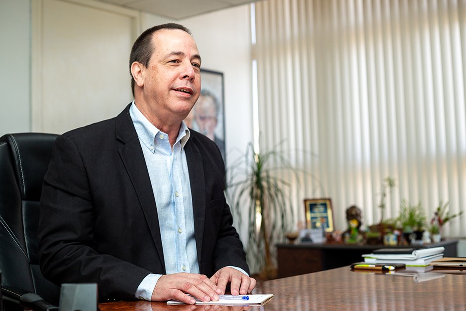 ⚕️| Nueva Ley de Salud Pública en Cuba: Una apuesta a largo plazo para seguir protegiendo la vida

⚖️La ley reafirma, sin ambigüedades, que la salud es un derecho humano fundamental, protegido jurídicamente y garantizado por el Estado.

Más👉cubadebate.cu/especiales/202…
#CubaPorLaVida