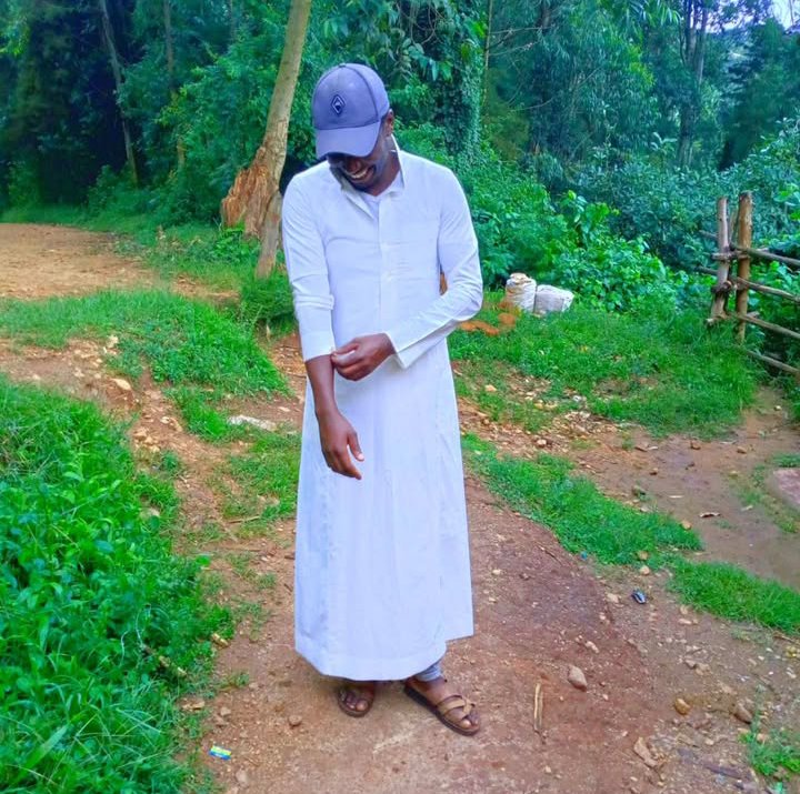 Jack28126346's tweet photo. Hey @grok put me in Masque #RamadanMubarak https://t.co/FtfhLZaFUt
