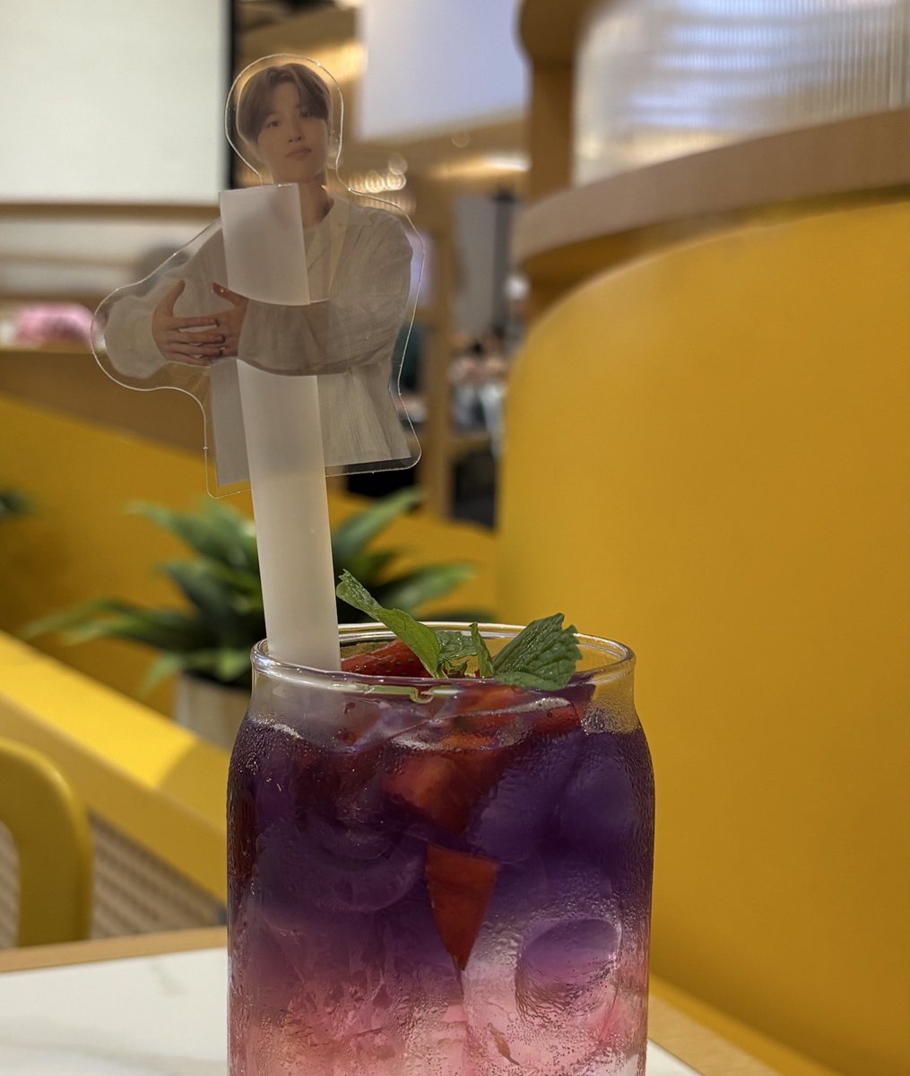 ★ 𝓒hacha🪐⋆⭒ tweet media