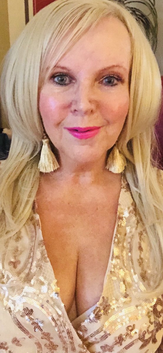 Liz irvine tweet media