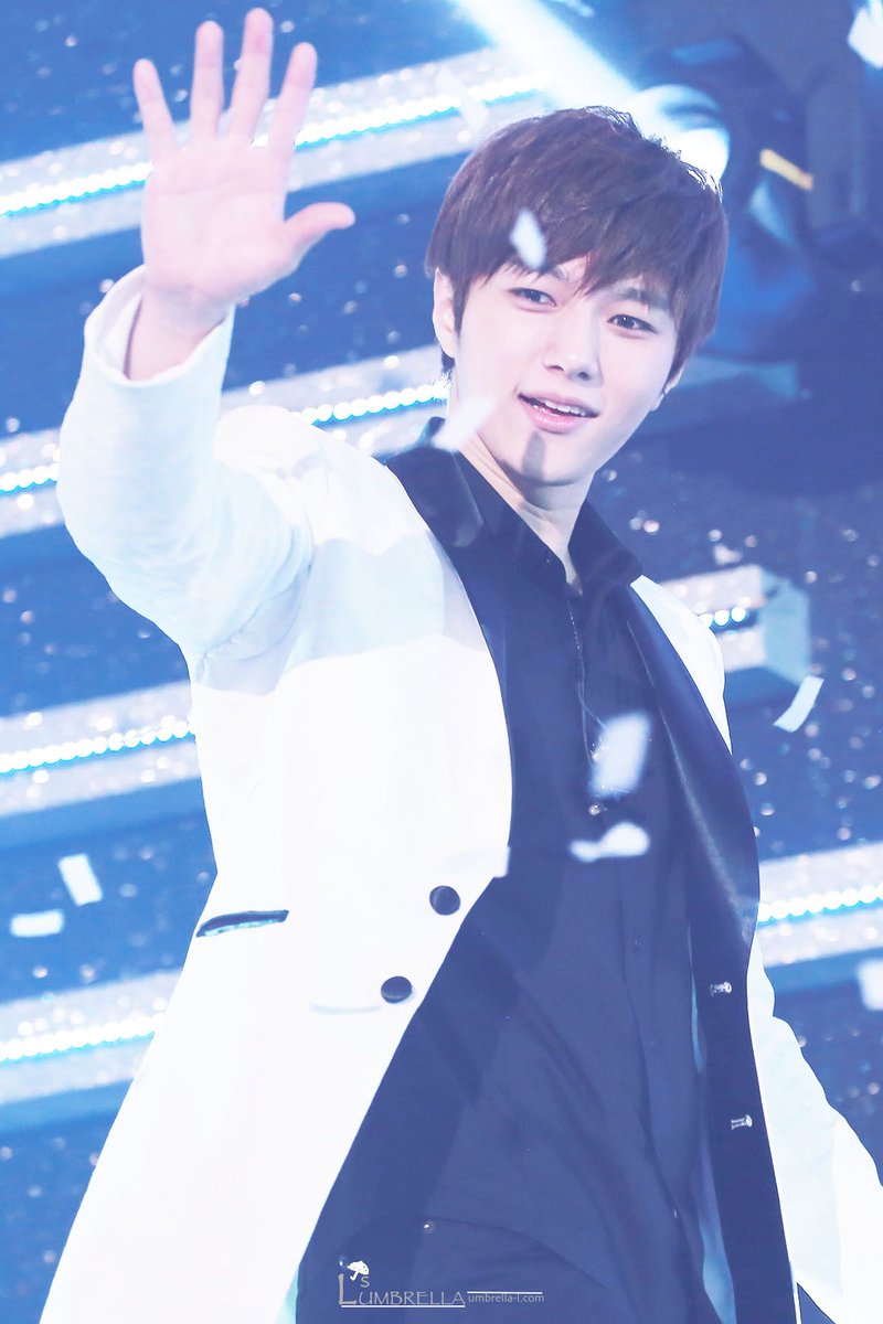 저화질의 명수 tweet media