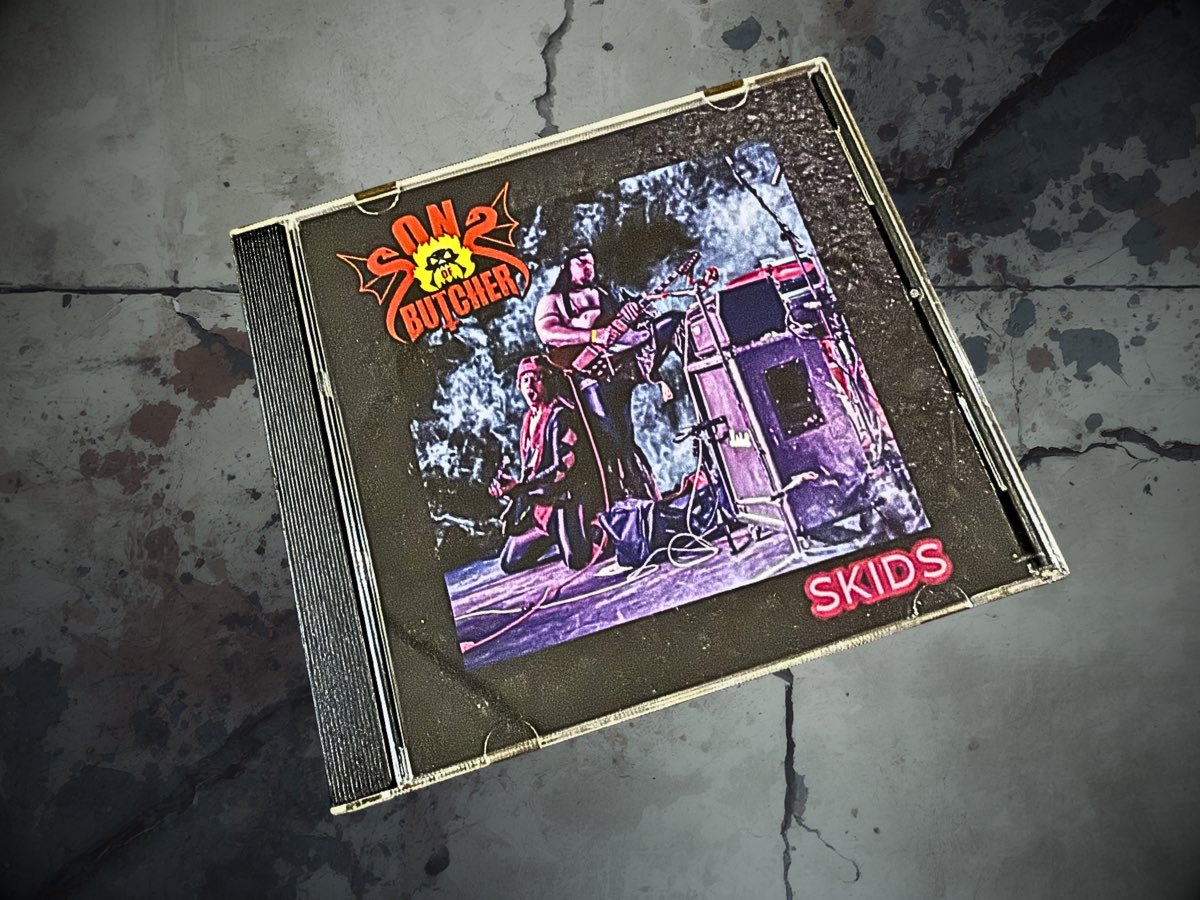 Our brand new, bacon grease soaked single “Makin’ Bacon” is OUT NOW! This is the first track from our forthcoming EP ‘Skids’, released on March 27th via Infamous Butcher Records. 
💿 Pre-order your copy on CD 👉 tinywebs.info/KBYUsh