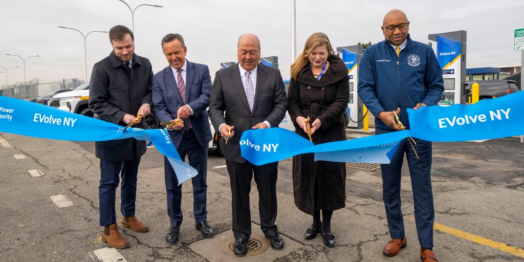 NYC Taxi & Limousine Commission tweet media