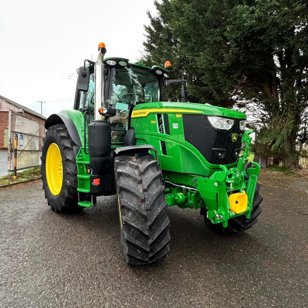 tallisamosgroup's tweet image. 🚜😎🦌Magnificent 🟢John Deere 6M 240 heading out the gates at TAG Allscott, expertly prepared by the Allscott workshop and sold by Gaz Williams🤠👍

Many thanks for the business👍

@johndeere #johndeere #newtractor #6M #allscott #shropshire #tractor  #deerepower #deerefriend