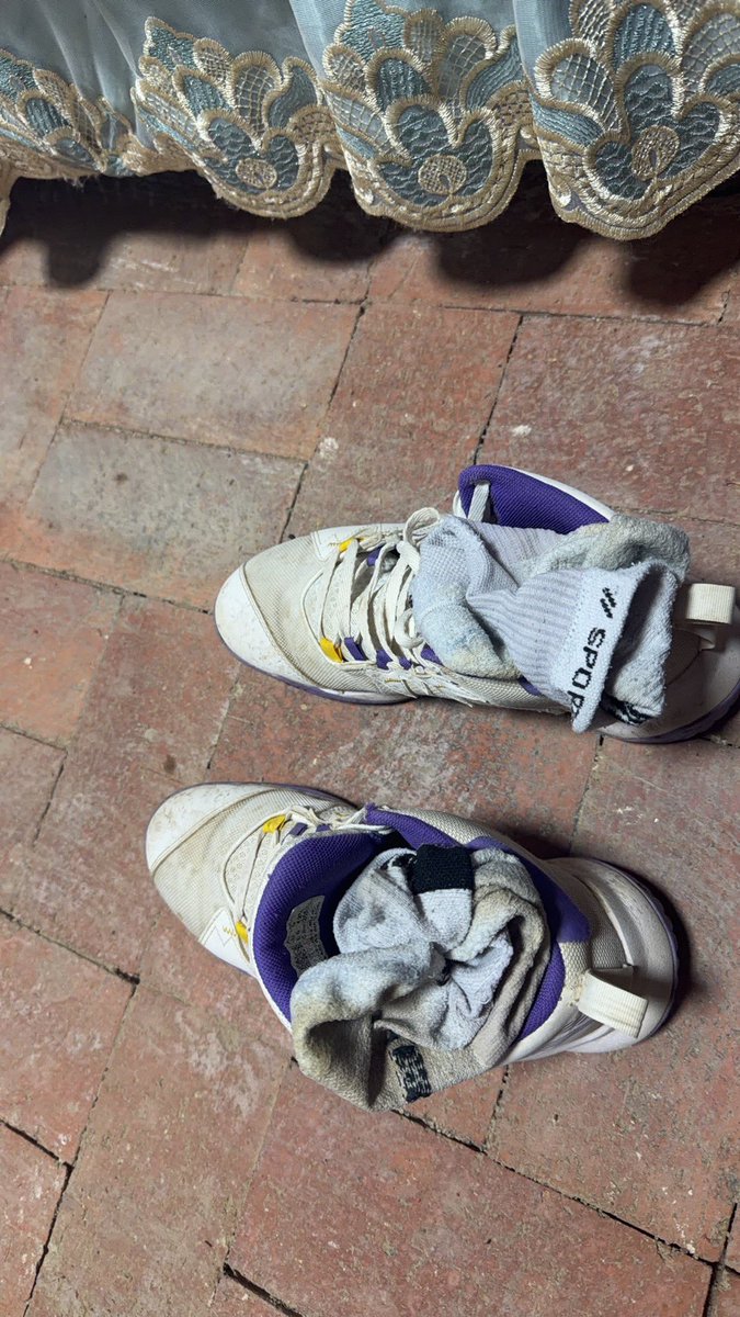 黑皮施工员S tweet media