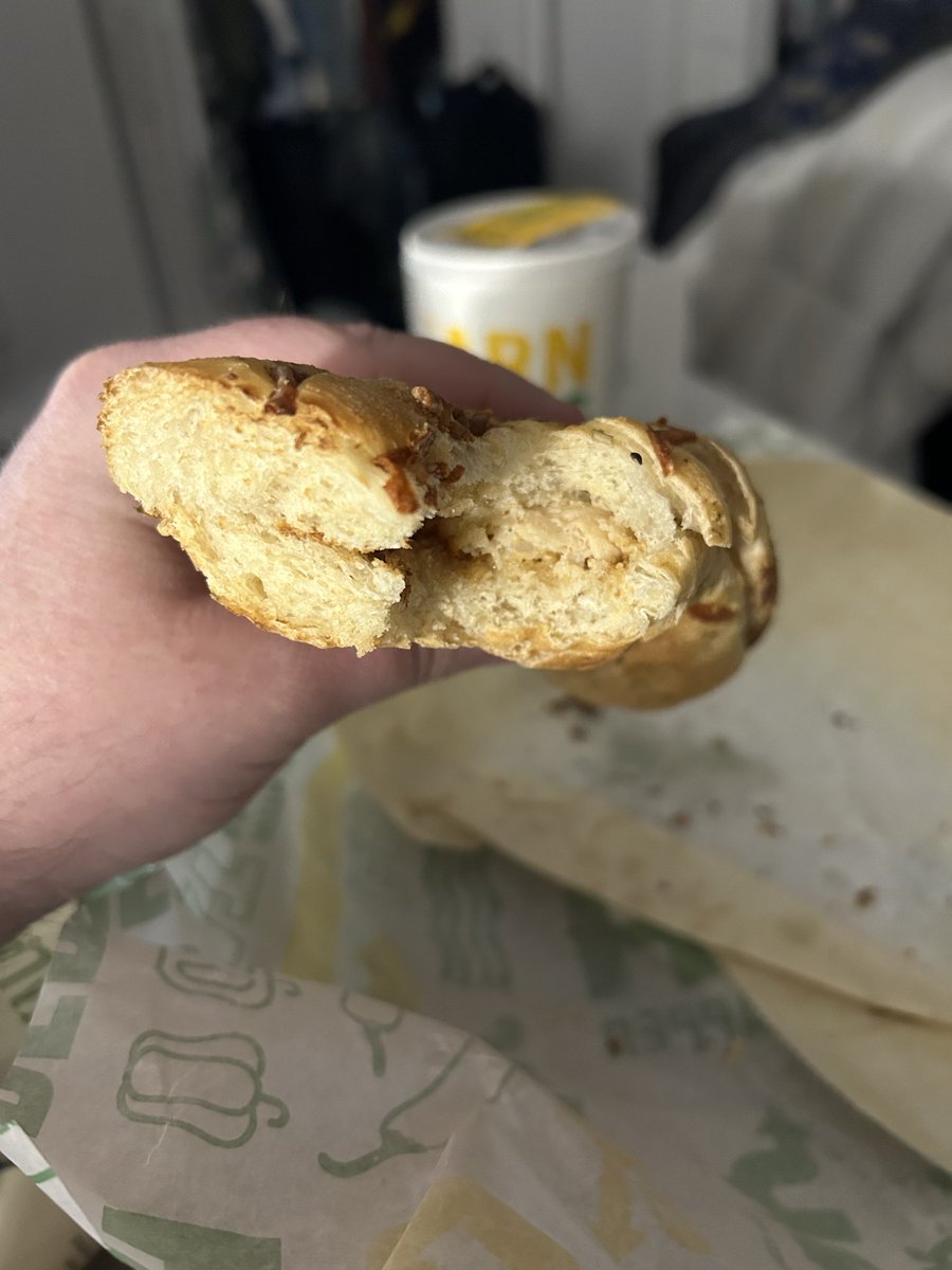 c_mccraw's tweet photo. @SUBWAY please do better. How is this $15?? https://t.co/WnvDY39DkA