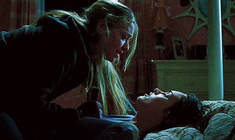 Megan Fox and Amanda Seyfried in Jennifer’s Body (2009)