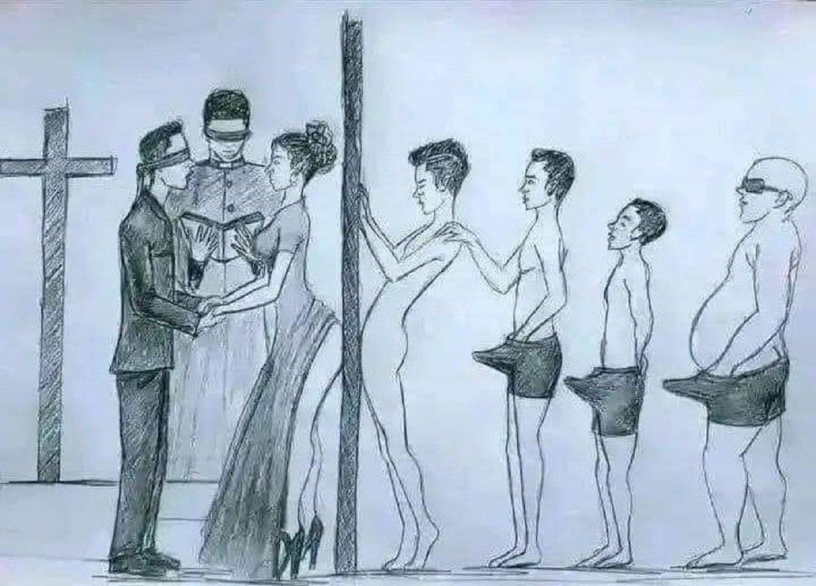 Hoy tenemos algo muy interesante,una pareja
Esta pareja con pocos meses casados, el marido es estéril.
Quieren estar en el glory hole estos días para que ella quede preñada al azar, sin saber quien.
Buscan chicos bien parecidos para interactuar.A quien le gustaría donar su semen?