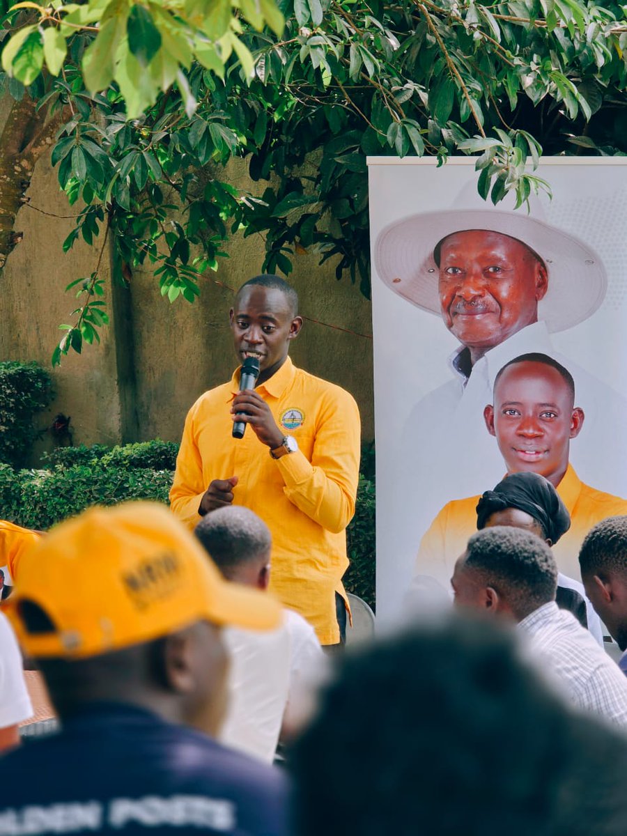 Central_YouthMP's tweet photo. Uganda's Youth are the largest untapped agribusiness asset, with 60% already in Agriculture sector. Because we can't let such potential go to waste , I will be prioritizing Agro- empowerment of our Youth.
@SamBegira 
#BetterTogether https://t.co/bNruoUNv3M