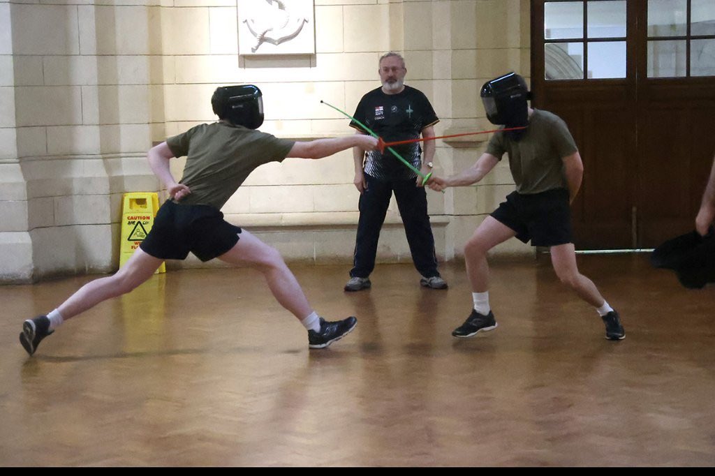DartmouthBRNC's tweet photo. @NAVYfit Festival
What to choose…❓🤔
🏉🏊🏻♀️⚽️🏋️♀️🤺🚴🏻🏑🥅🤽🤼♀️
➡️ Try ➡️ Join ➡️ Build ➡️
Fitness…🏃♂️
⬇️
Strength…💪
⬇️
Resilience…⛓️
#FitToFight #FitnessFirst
Lead🫡 Fight⚔️ Win🏅
@CaptAndyBray
@RNJobsUK
@RoyalNavy https://t.co/Zv4fgAG2Ti